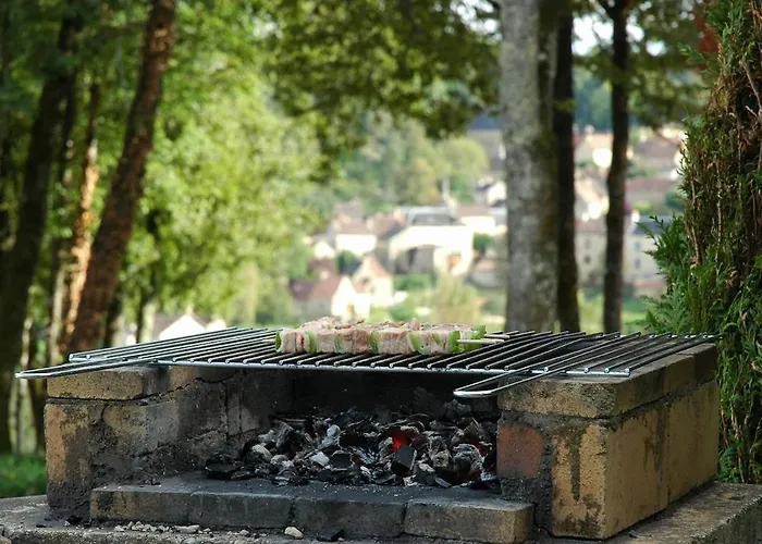 Eglantine, Ruim En Sfeervol In Heerlijke Omgeving *
